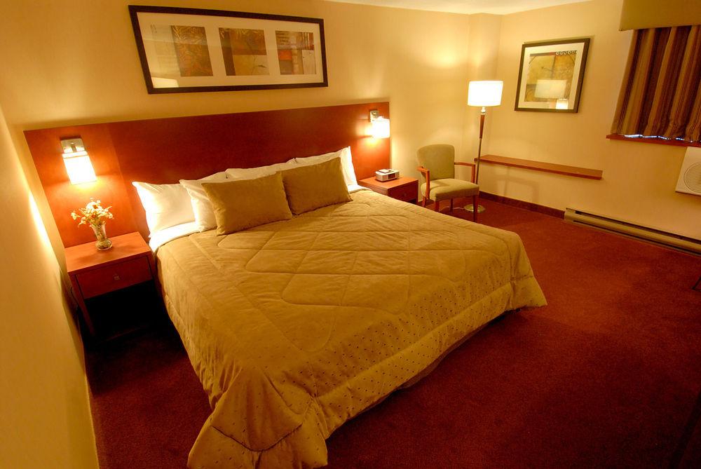 Fairfield Inn By Marriott Montreal Downtown Стая снимка