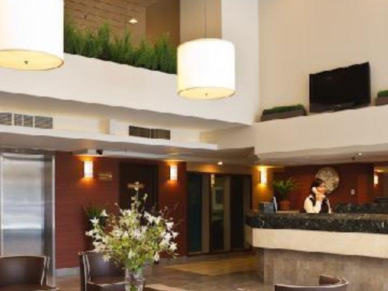 Fairfield Inn By Marriott Montreal Downtown Екстериор снимка