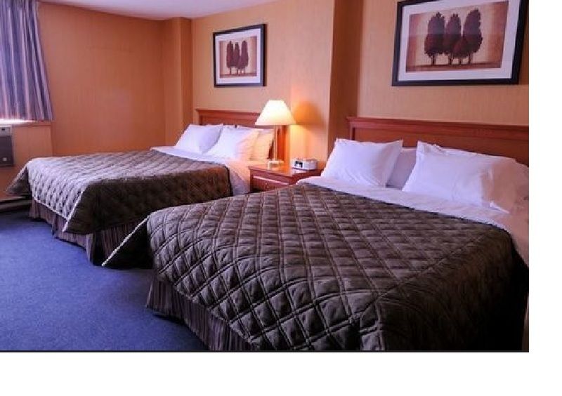Fairfield Inn By Marriott Montreal Downtown Екстериор снимка
