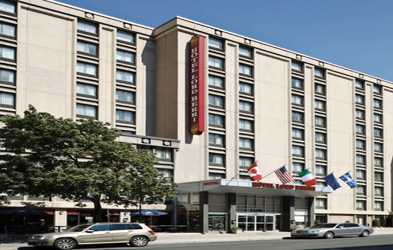 Fairfield Inn By Marriott Montreal Downtown Екстериор снимка